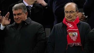 بيبي كاسترو مع جوان لابورتا (غيتي)