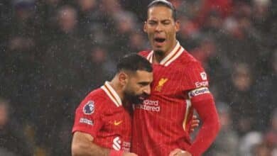 فيرجيل فان دايك ومحمد صلاح (غيتي)