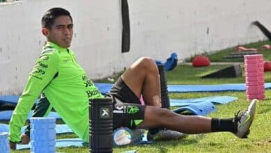 وصل لحد تمثيل منتخب بوليفيا.. لاعب يخدع الجميع بانتحال هوية شقيقه المتوفى!