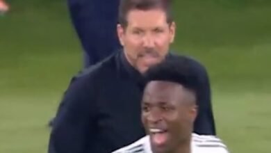 فينيسيوس ودييغو سيميوني (غيتي)