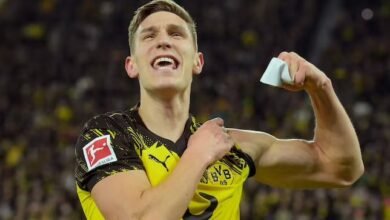 مدافع بوروسيا دورتموند نيكو شلوتربيك (غيتي)