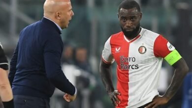 لوتشاريل غيرترويدا وآرني سلوت (غيتي)