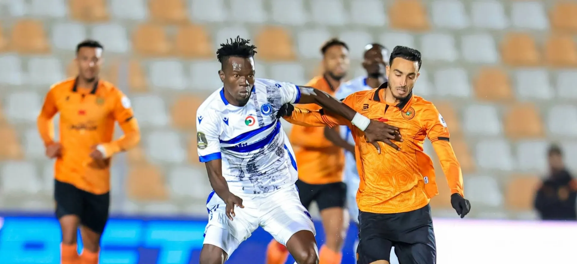 تصعيد الهلال يهز “الكاف”: طعن قانوني ضد نهضة بركان يهدد نصف نهائي دوري الأبطال و تلويح باللجوء إلى محكمة التحكيم الرياضي