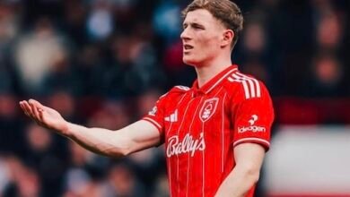 لاعب الوسط الإنجليزي إليوت أندرسون (غيتي)