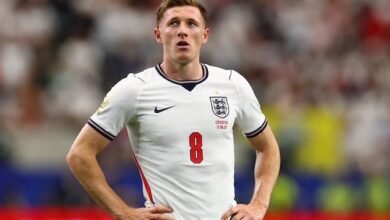 لاعب الوسط الإنجليزي إليوت أندرسون (غيتي)